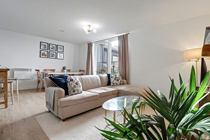 2 Bedroom Flat For Sale In Bridgewater Point, Worrall Street, Salford, M5