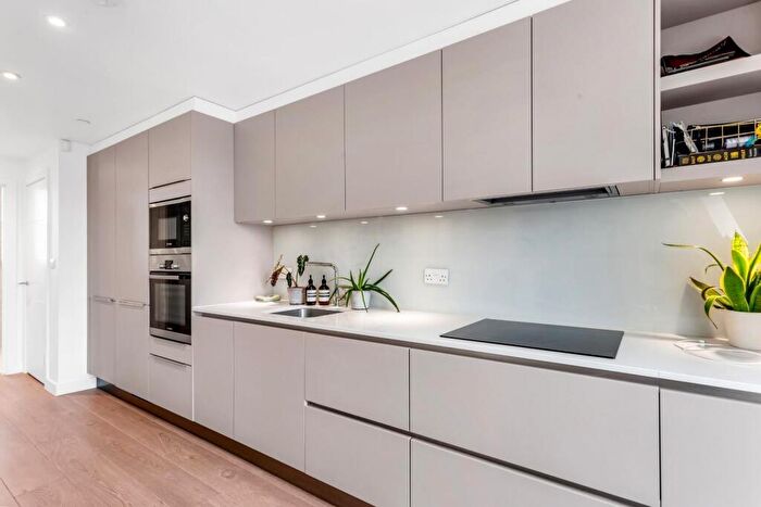 1 Bedroom Apartment To Rent In Goldsmiths Row, London, E2