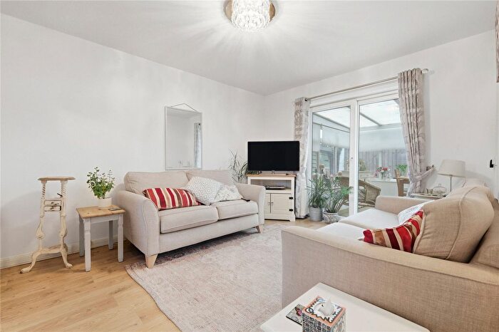 2 Bedroom Bungalow For Sale In Allington Court, Outwood Common Road, Billericay, Essex, CM11