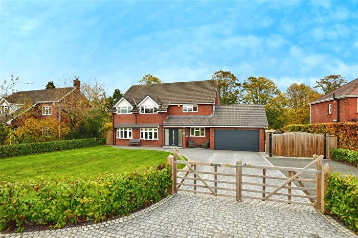 4 Bedroom Detached House For Sale In Dingle Lane, Sandbach, Cheshire, CW11