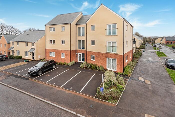 2 Bedroom Flat For Sale In Long Park, Cranbrook., EX5