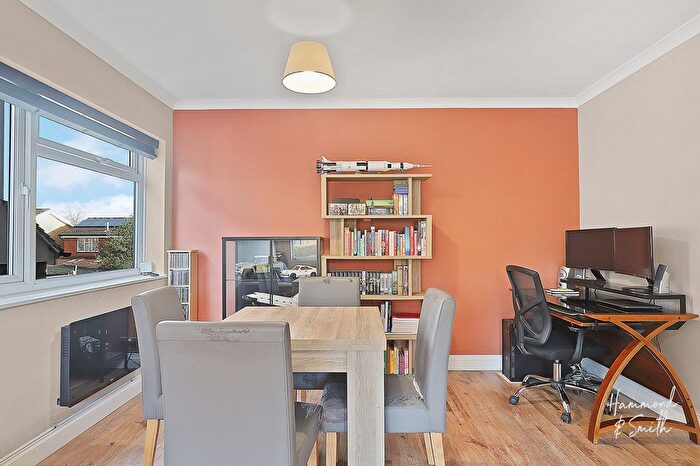 1 Bedroom Flat For Sale In Allnutts Road, Inchcape Allnutts Road, CM16