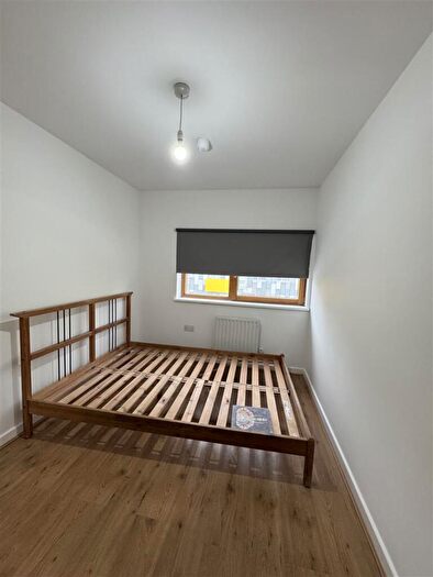 2 Bedroom Flat To Rent In Axe Street, Barking, IG11