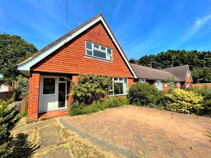 2 Bedroom Bungalow To Rent In Hazelwood, Elstead, Godalming, Surrey, GU8