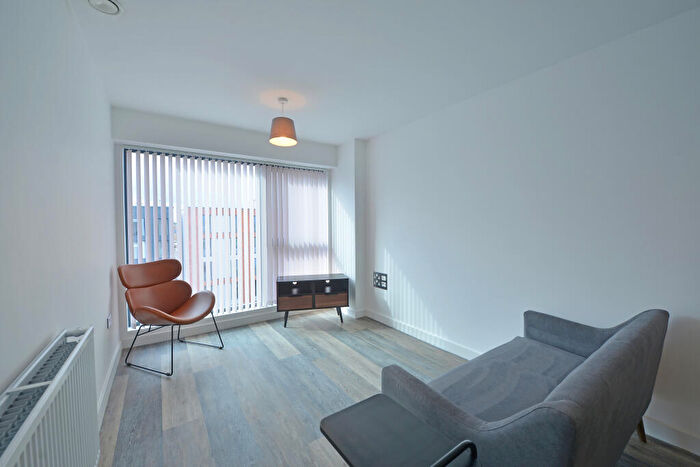 1 Bedroom Apartment To Rent In Apartment, Forum, Birmingham, B5