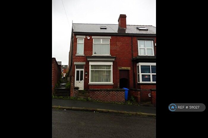 4 Bedroom End Of Terrace House To Rent In Spring View Road, Sheffield, S10
