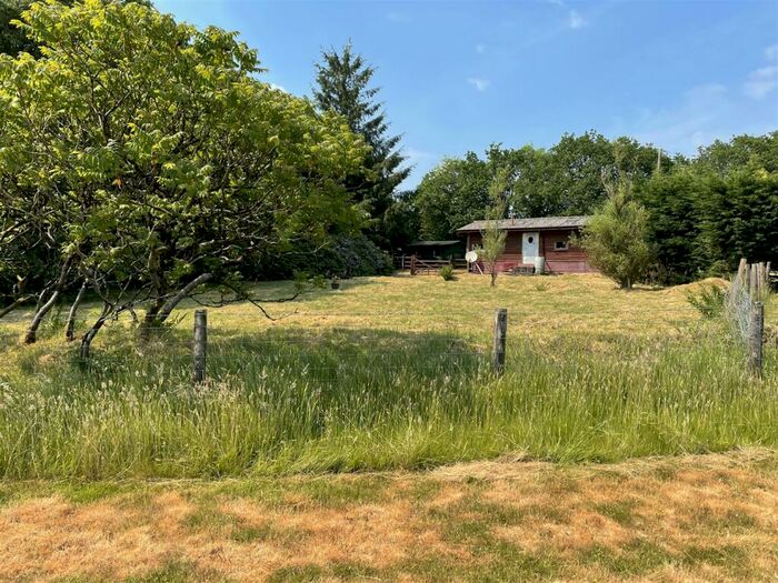 1 Bedroom Bungalow For Sale In Yarnscombe, Barnstaple, EX31