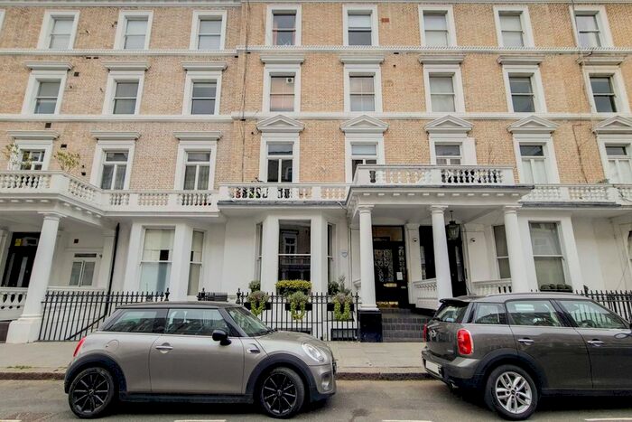 2 Bedroom Flat To Rent In Elvaston Place, South Kensington, London, SW7