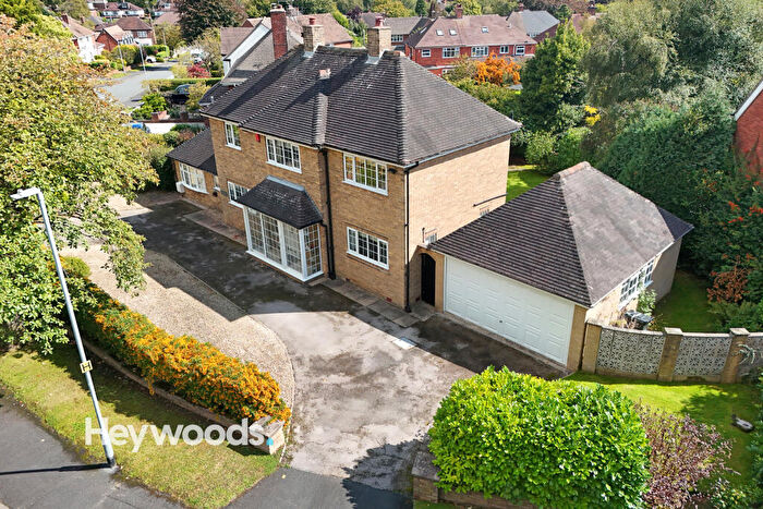 3 Bedroom Detached House For Sale In Dulverton Avenue, Westlands, Newcastle-under-Lyme, Staffordshire, ST5