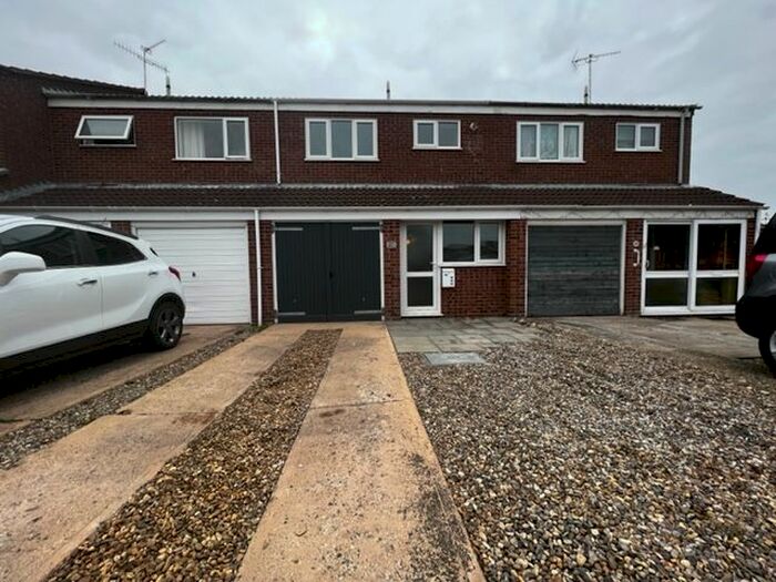 3 Bedroom Terraced House To Rent In Juler Close, North Walsham, NR28