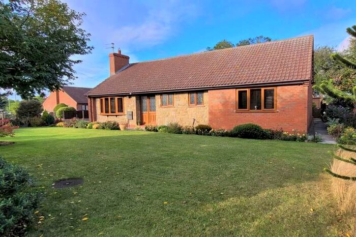 3 Bedroom Detached Bungalow For Sale In Lidgate, East Cowick, Goole, DN14