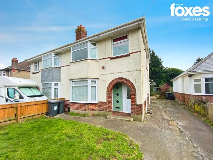 1 Bedroom Flat To Rent In Claremont Avenue, Bournemouth, Dorset, BH9