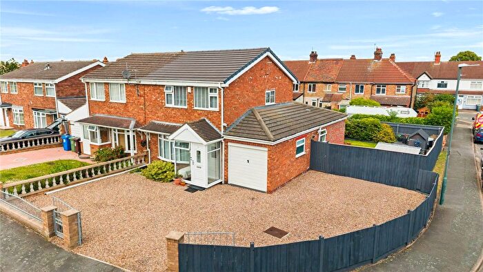 3 Bedroom Semi-Detached House For Sale In Claymore Close, Cleethorpes, N E Lincs, DN35