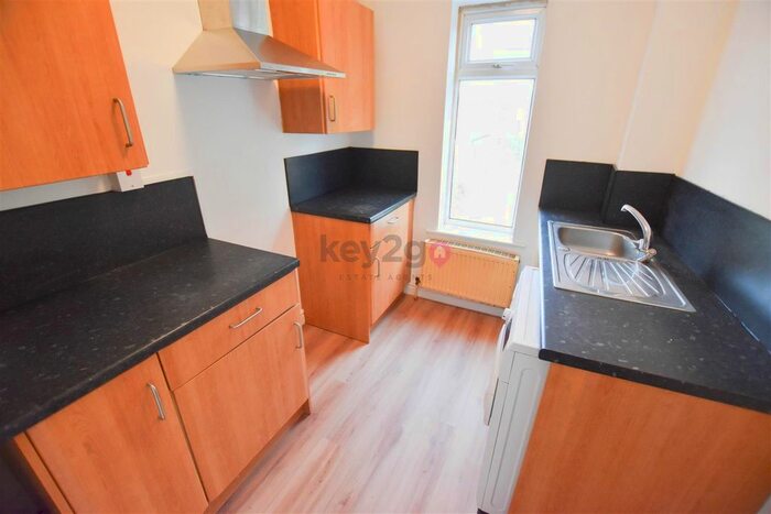 1 Bedroom Flat To Rent In Station Road, Halfway, Sheffield, S20