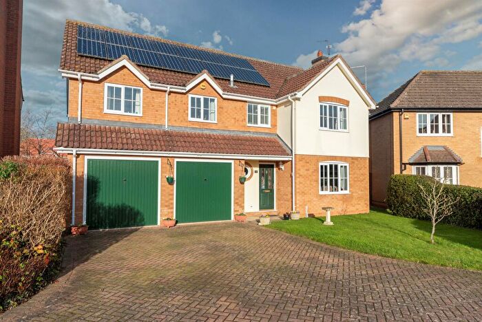 5 Bedroom Detached House For Sale In Chariots Way, Baston, Peterborough, PE6