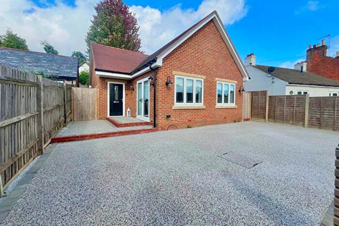 2 Bedroom Bungalow For Sale In Wellington Lane, Farnham, Surrey, GU9