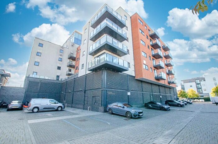 1 Bedroom Apartment For Sale In Ocean Way, Ocean Village, Hampshire, SO14
