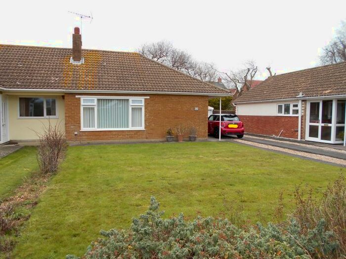 2 Bedroom Bungalow To Rent In Lindsey Court, Felpham, PO22