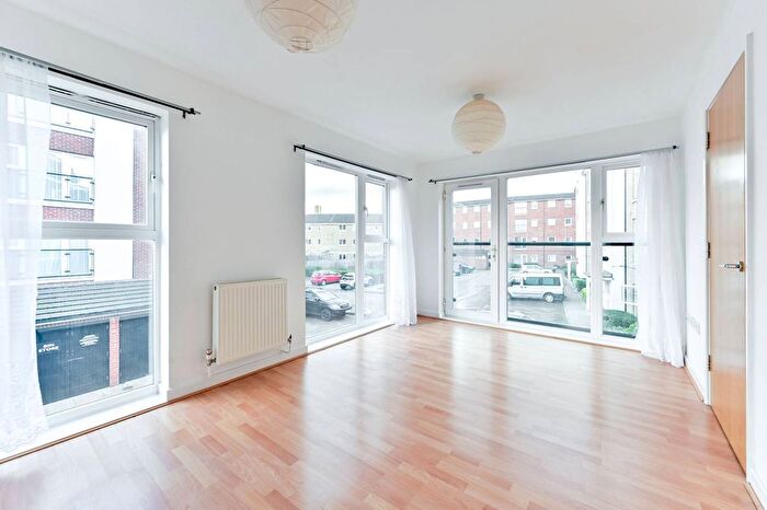 1 Bedroom Flat For Sale In Burcher Gale Grove, Peckham, London, SE15