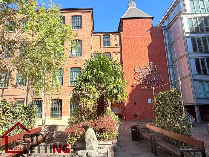 2 Bedroom Apartment To Rent In Raleigh Square, Arboretum, NG7