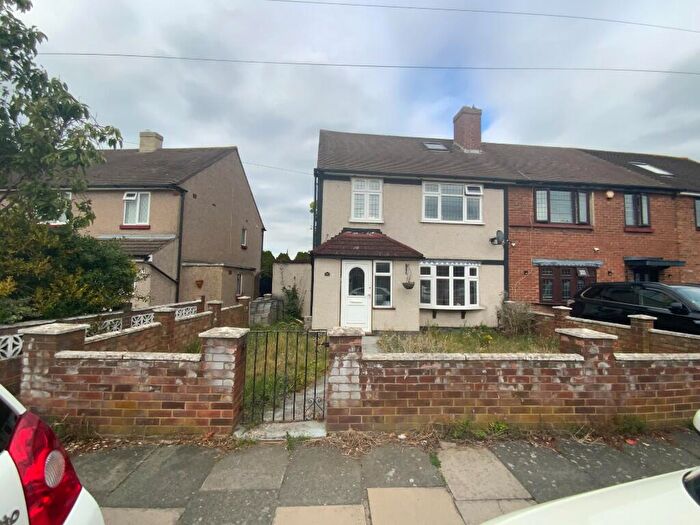 3 Bedroom Semi-Detached House To Rent In Ennerdale Avenue, Hornchurch, London, RM12