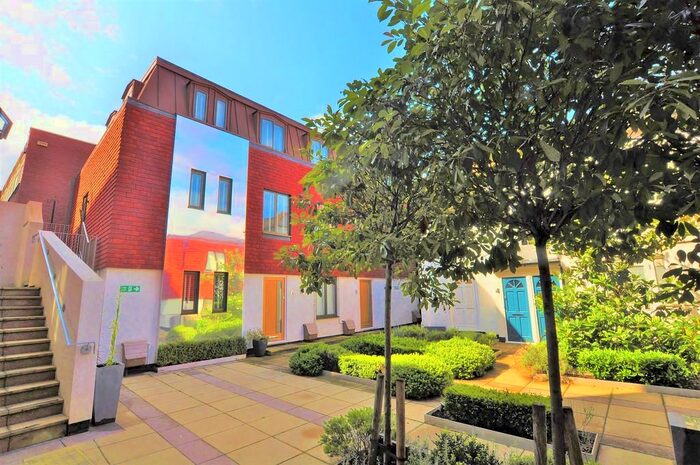 1 Bedroom Apartment To Rent In Chertsey Street, GU1