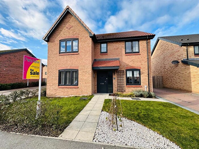 5 Bedroom Detached House For Sale In Pooley Avenue, Howden, Goole, DN14
