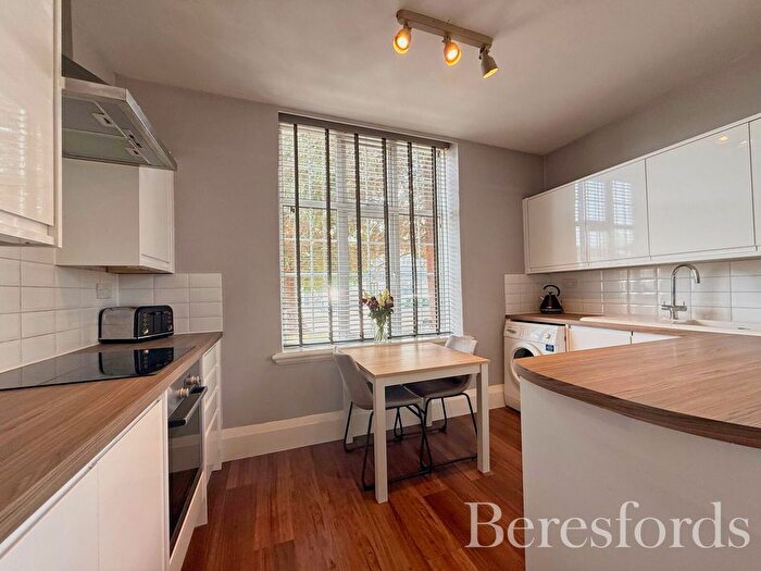 1 Bedroom Flat For Sale In Astra Close, Hornchurch, RM12
