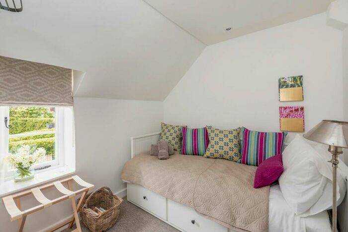 2 Bedroom Cottage To Rent In School Place, Claverton, Bath, BA2