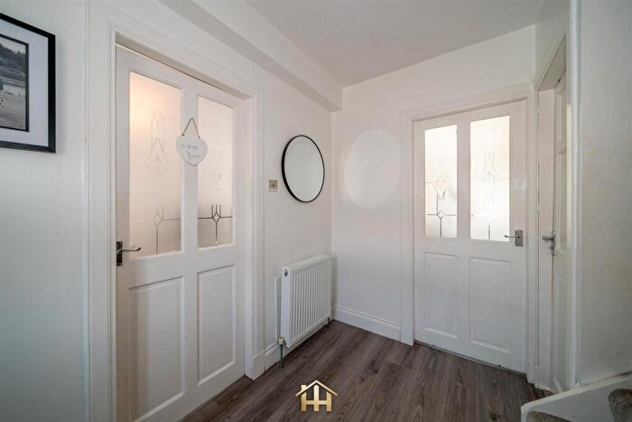 3 Bedroom End Of Terrace House For Sale In Balerno Street, Dundee, DD4