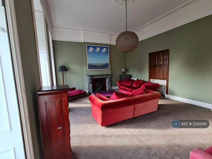 2 Bedroom Flat To Rent In Clifton, Bristol, BS8