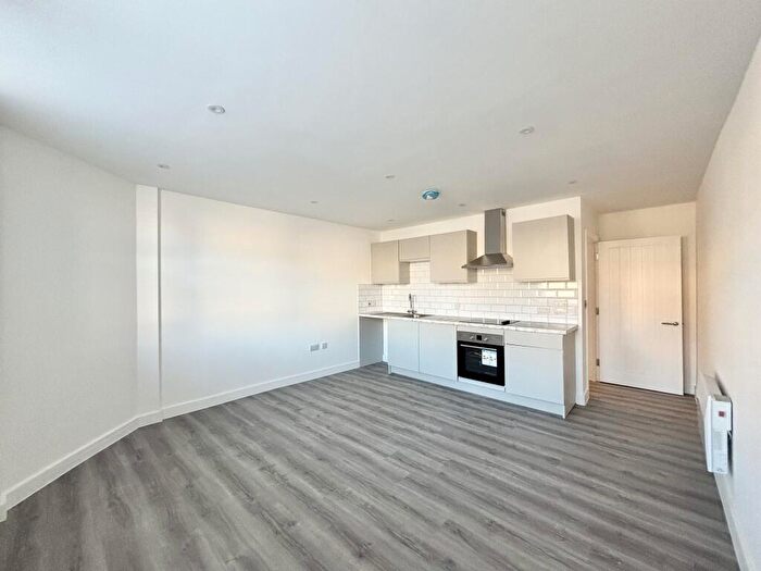 1 Bedroom Flat To Rent In College Place, Southampton, SO15