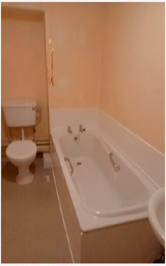 1 Bedroom Flat To Rent In Over S, Victoria Court, Barnes Road, Castleford, West Yorkshire, WF10