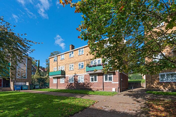 1 Bedroom Studio For Sale In Boone Street, Lewisham, London, SE13