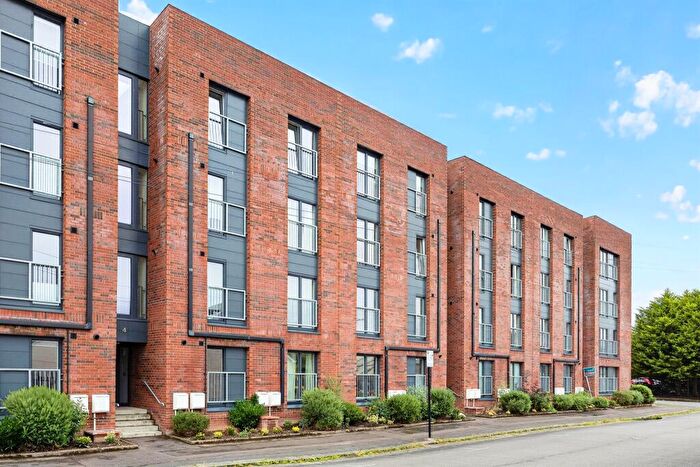2 Bedroom Flat For Sale In Shanks Street, Glasgow, G20