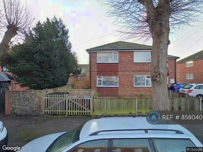 1 Bedroom Flat To Rent In Minster Lodge, Ramsgate, CT11