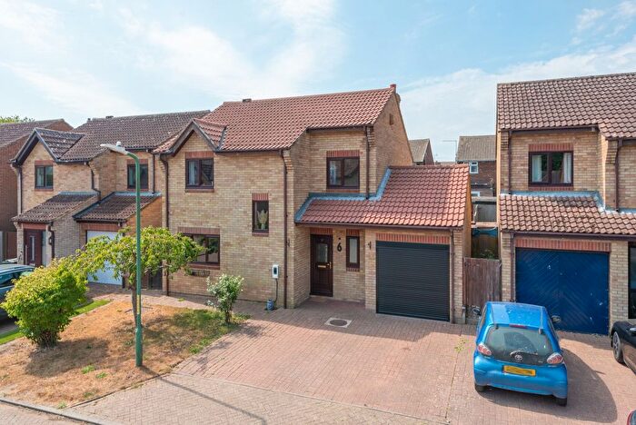 4 Bedroom Detached House For Sale In Quarry Wood, Aldington, TN25