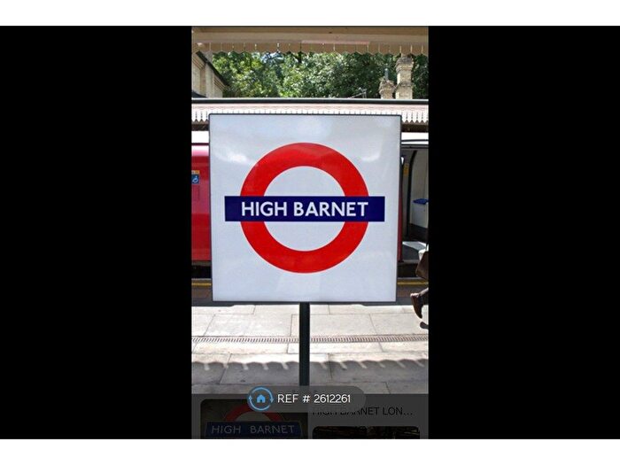 2 Bedroom Flat To Rent In Salisbury Road, Hertfordshire, EN5