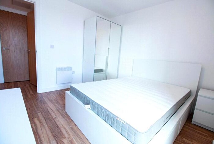 1 Bedroom Flat To Rent In The Tower, Plaza Boulevard, Liverpool, L8