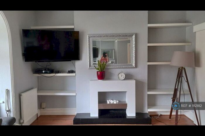 1 Bedroom Flat To Rent In Blenheim Park Road, South Croydon, CR2