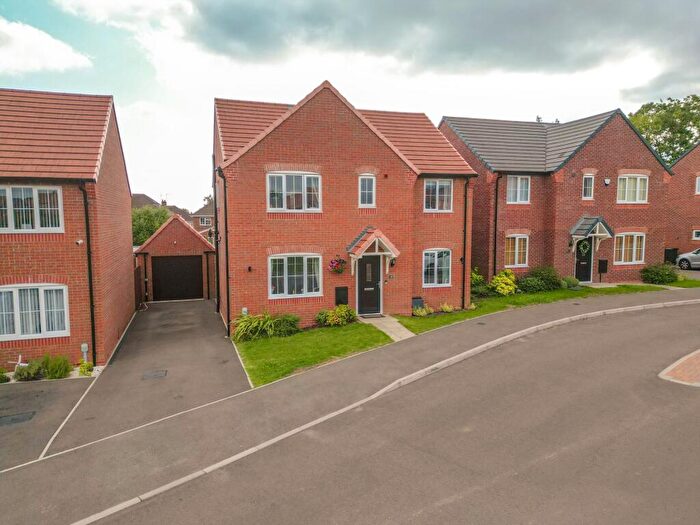 5 Bedroom Detached House For Sale In Julius Way, Nuneaton, CV11