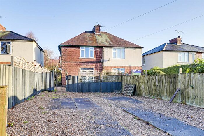3 Bedroom Semi-Detached House For Sale In Cavendish Road, Carlton, Nottinghamshire, NG4