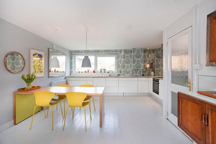 4 Bedroom Terraced House For Sale In Salford Road, Marston, OX3