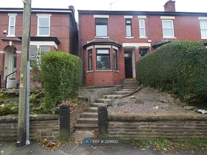 3 Bedroom Semi-Detached House To Rent In Clifton Road, Prestwich, Manchester, M25