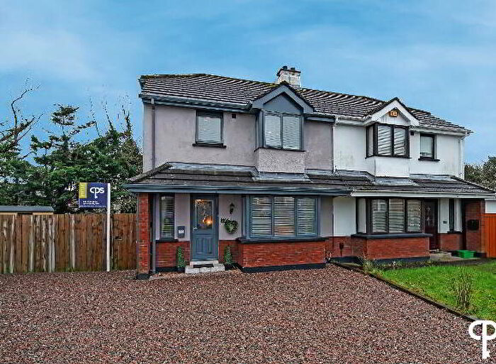 3 Bedroom Semi-Detached House For Sale In Woodbrook, Derry, BT48