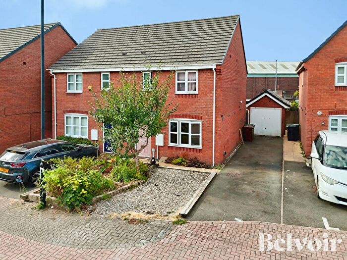 3 Bedroom Semi-Detached House For Sale In Chafery Drive, Darlaston, WS10