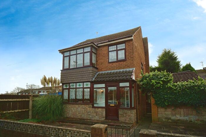 3 Bedroom Detached House For Sale In Brewster Street, Netherton, Dudley, DY2