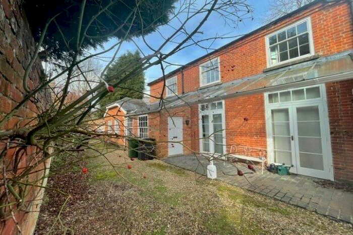 1 Bedroom Flat To Rent In Ramsdell Road, Tadley, RG26