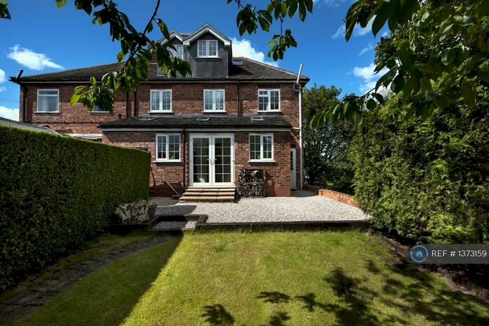 5 Bedroom Semi-Detached House To Rent In Syerscote Lane, Wigginton, Tamworth, B79