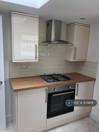3 Bedroom Terraced House To Rent In Wyndham Street, Treorchy, CF42